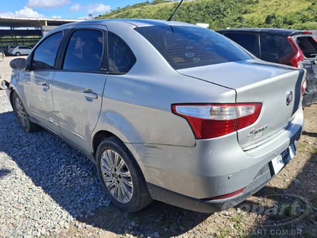 2016 FIAT GRAND SIENA 