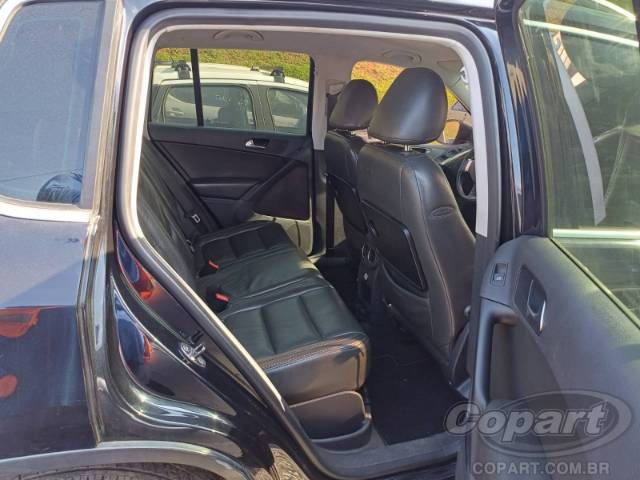 2010 VOLKSWAGEN TIGUAN 