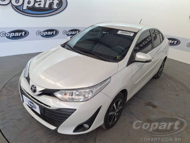 2020 TOYOTA YARIS SEDA 