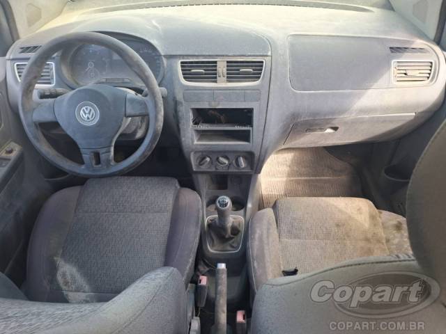 2013 VOLKSWAGEN FOX 