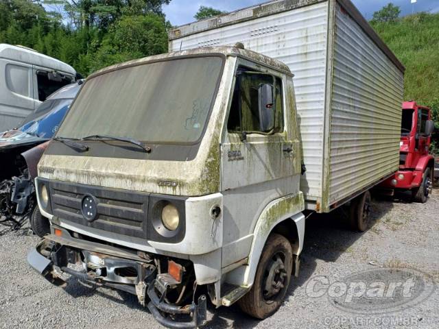 2013 VOLKSWAGEN DELIVERY 