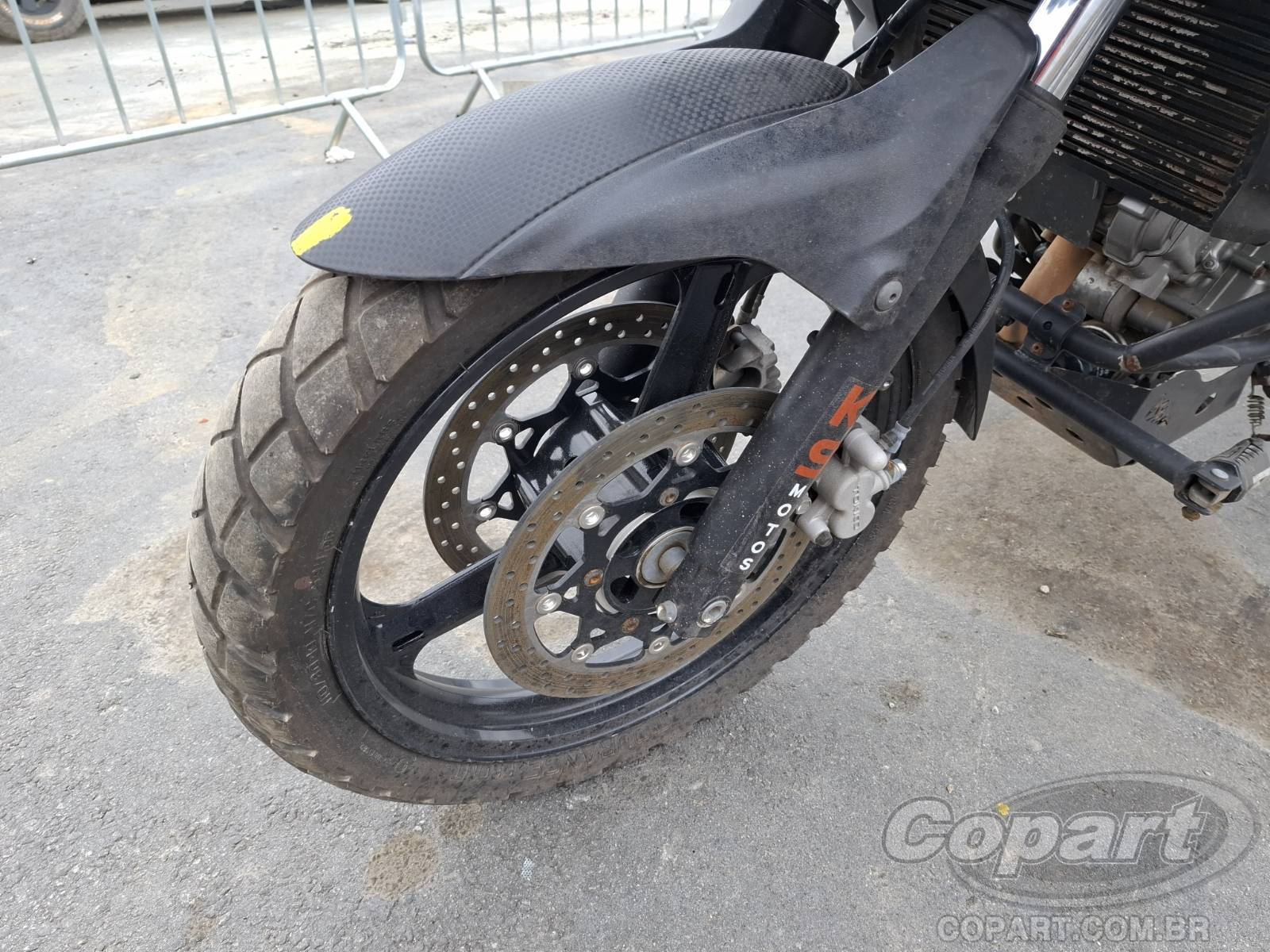 2018 SUZUKI V-STROM — foto 8 de 10