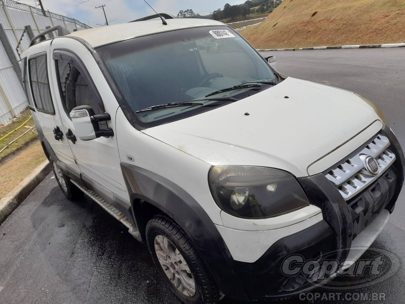 Veículo Fiat Doblo FIAT DOBLO ADVENTURE 1.8 16V E.TORQ 2012 2012 em leilão