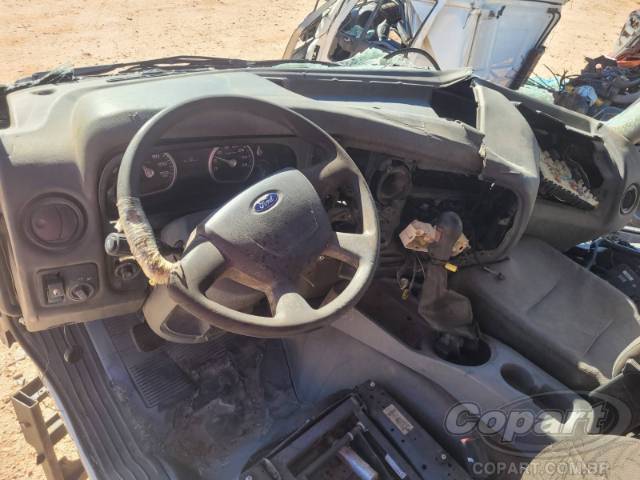 2014 FORD CARGO 1319 