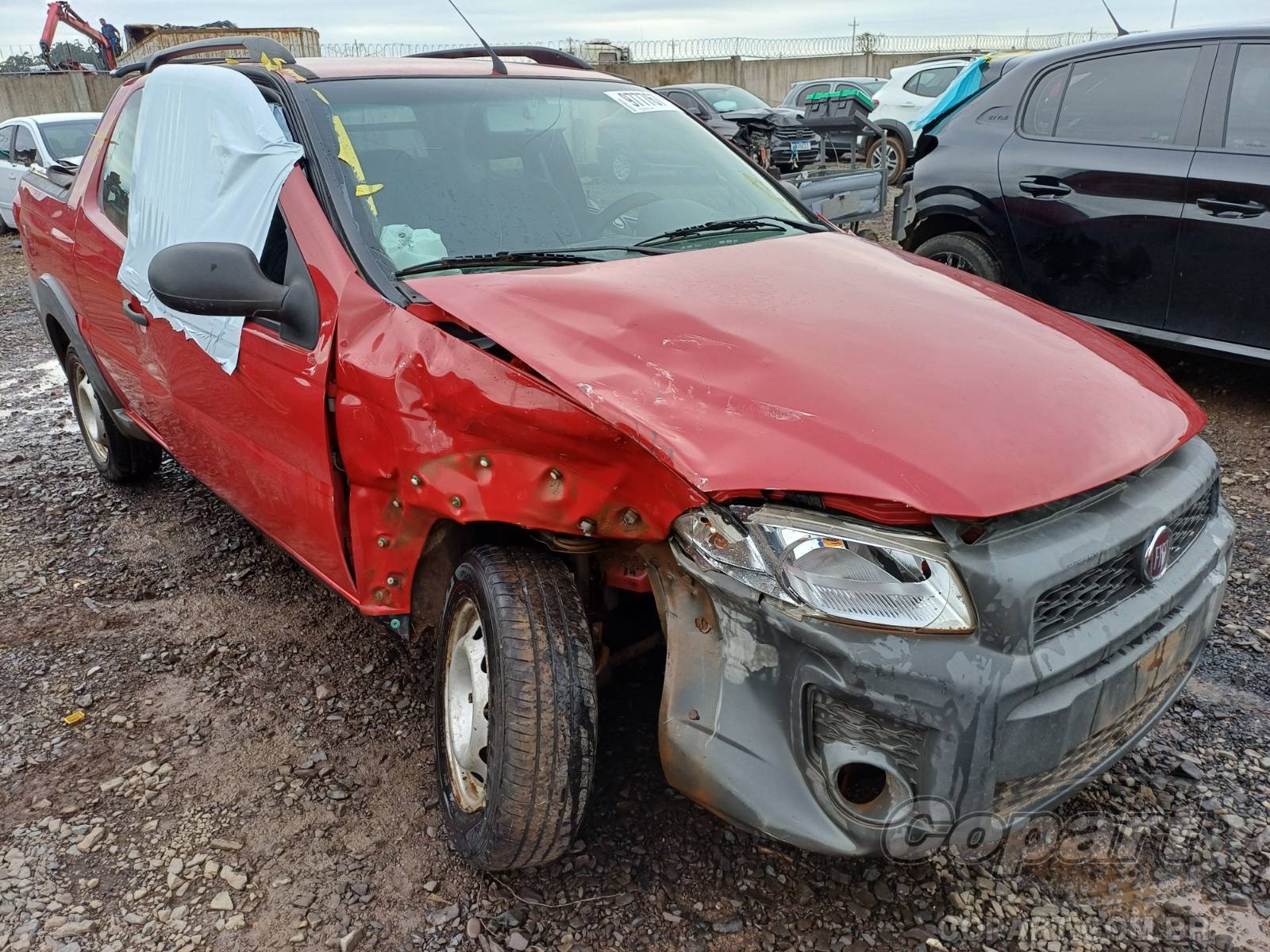 Veículo Fiat Strada Fiat Strada CD Working 1.4 2016 Médio Dano Frontal 2016 em leilão
