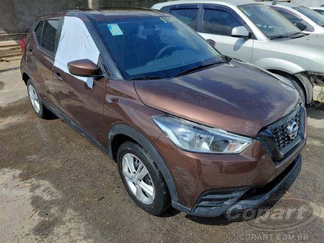 2021 NISSAN KICKS 