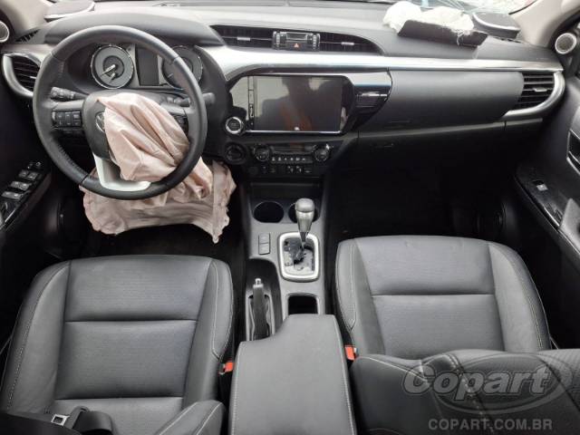 2024 TOYOTA HILUX CD 