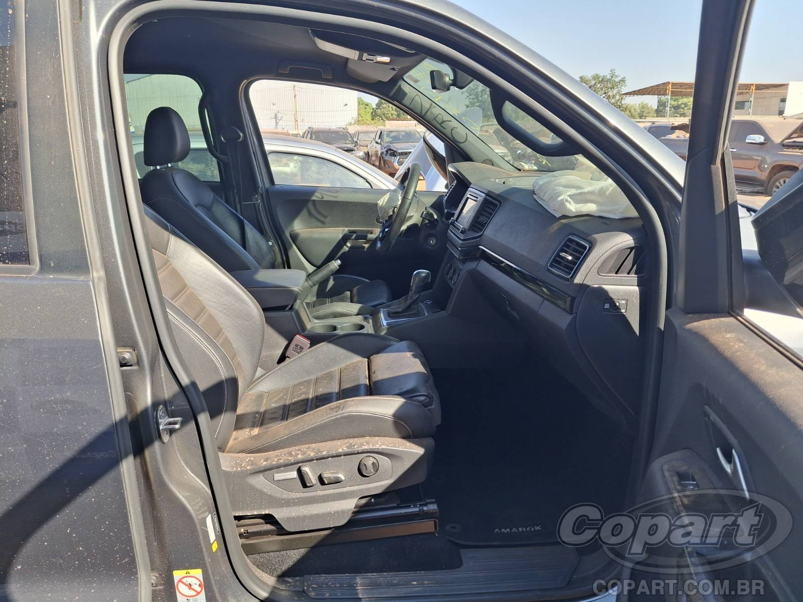 Foto 5: 2023 VOLKSWAGEN AMAROK