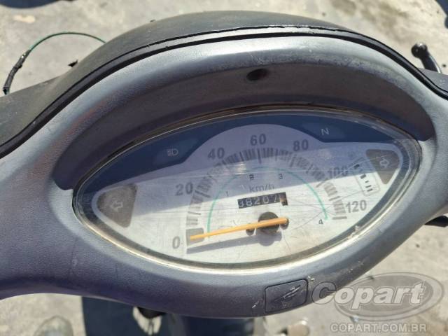 2005 HONDA C 100 