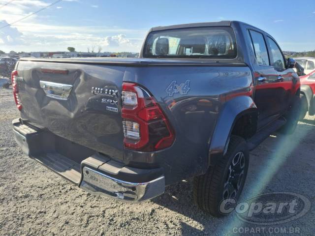 2025 TOYOTA HILUX CD 4X4 