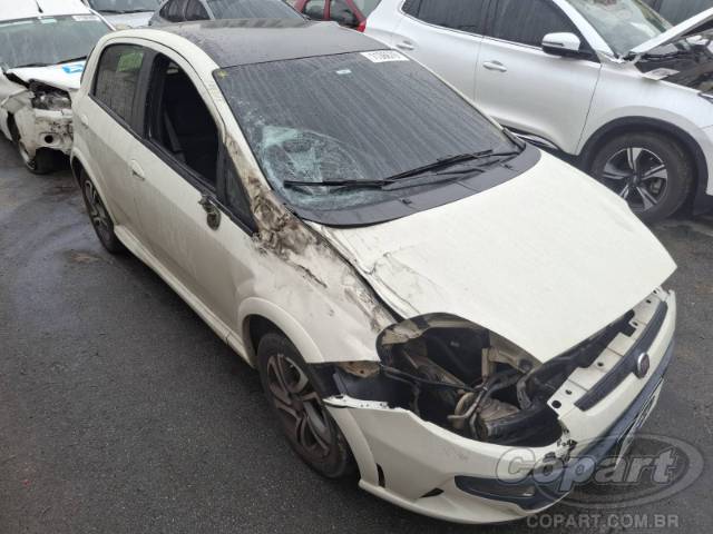 2016 FIAT PUNTO 