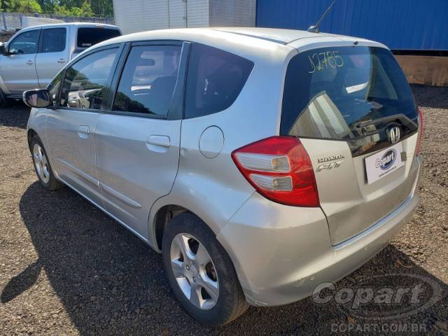 2011 HONDA FIT 