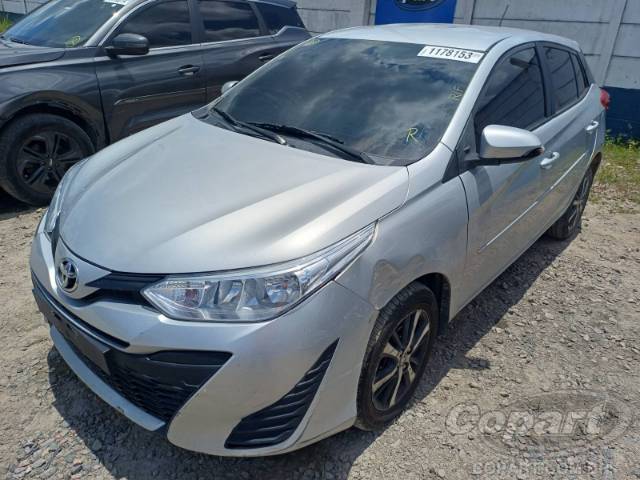 2021 TOYOTA YARIS 