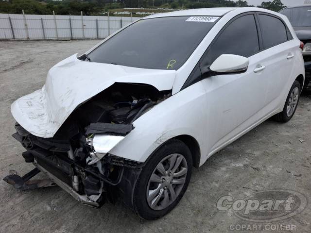 2017 HYUNDAI HB20 