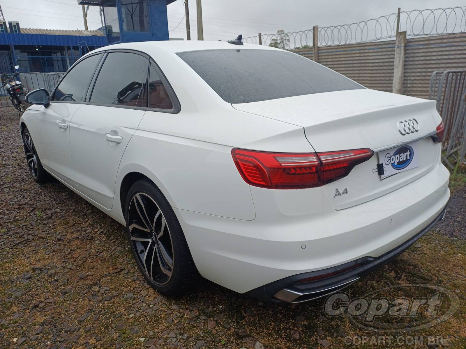 Foto 3: 2021 AUDI A4