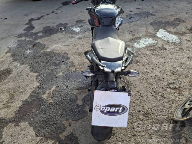 2025 BAJAJ DOMINAR 