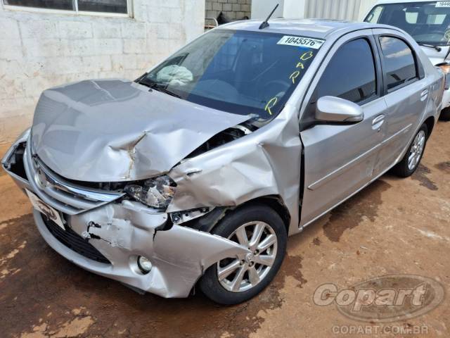 2017 TOYOTA ETIOS SEDA 