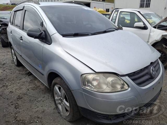 2010 VOLKSWAGEN SPACEFOX 