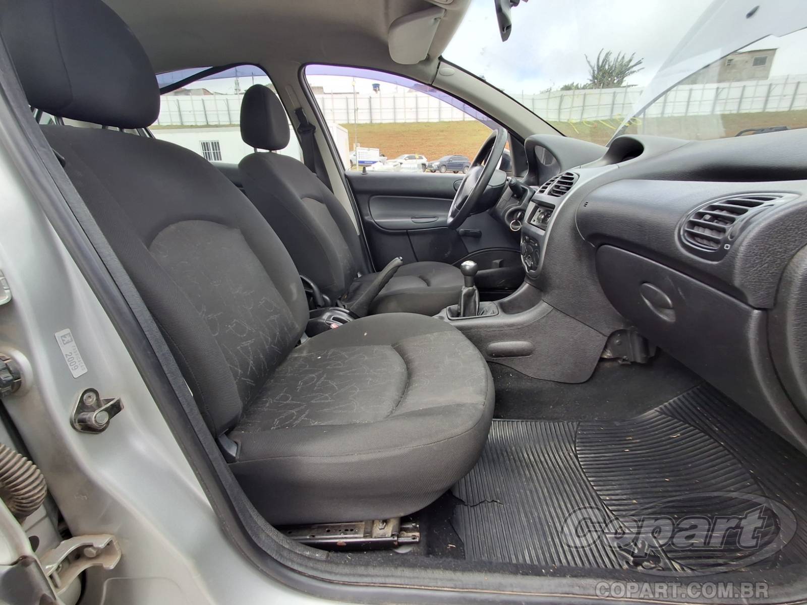 2010 PEUGEOT 206 — foto 5 de 11