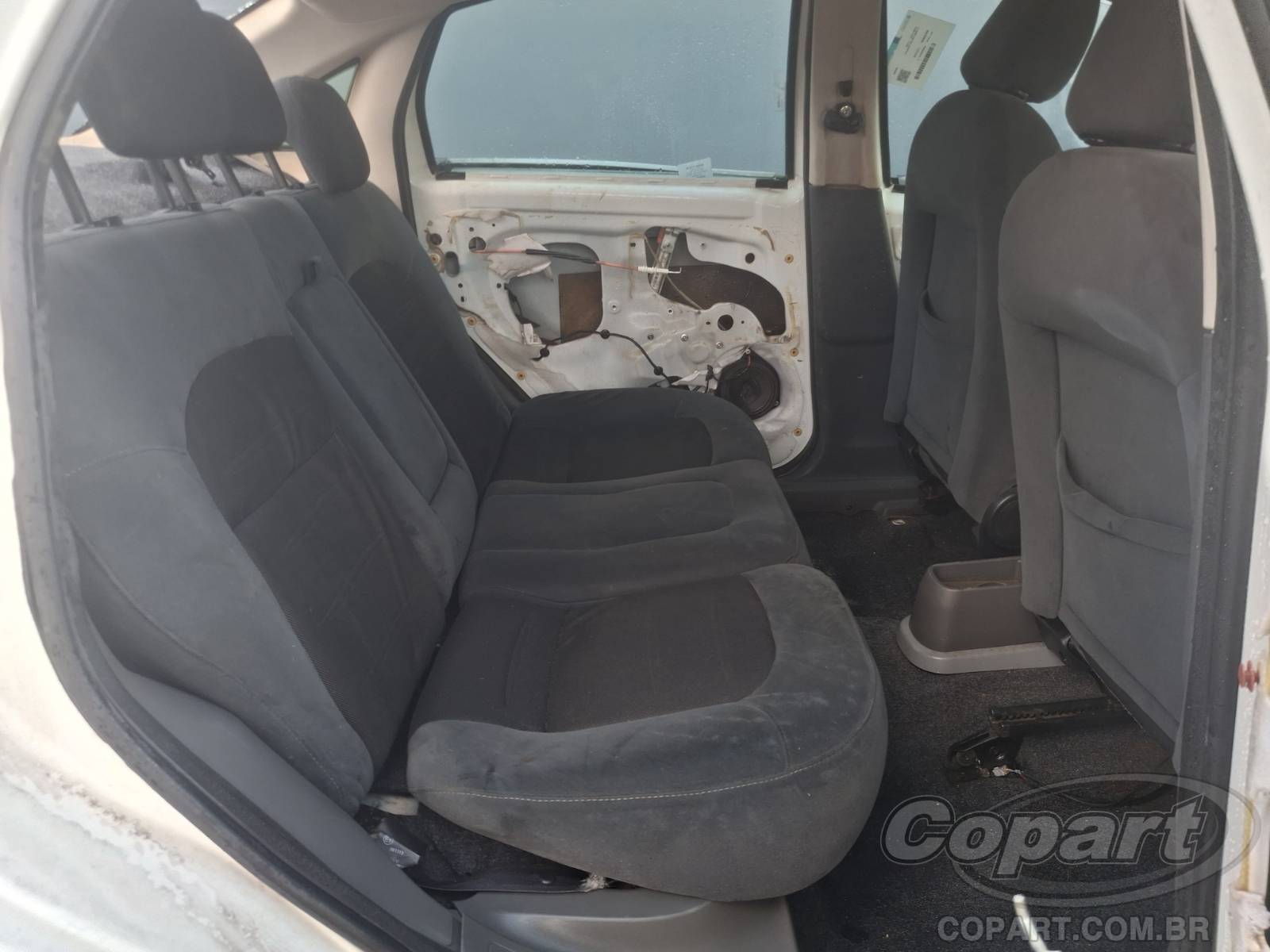 Foto 6 de 10: 2013 FIAT LINEA