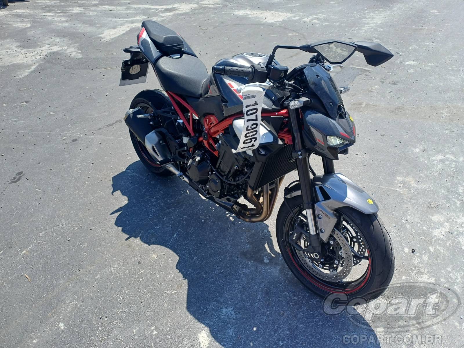 KAWASAKI Z900 2026