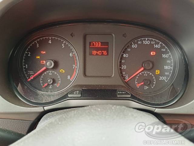 2015 VOLKSWAGEN FOX 