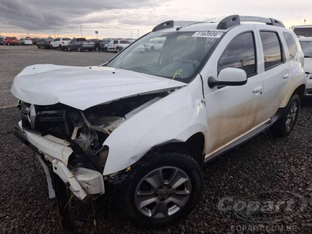 2019 RENAULT DUSTER 