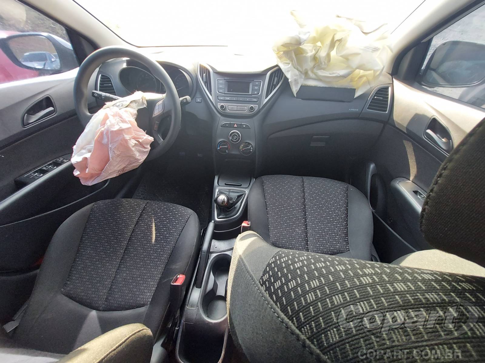 Foto 9 de 10: 2016 HYUNDAI HB20