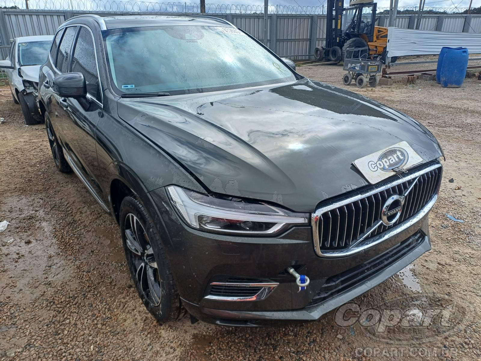 Volvo XC60 T8 Momentum AWD 2.0 Drive-e SC Turbo 2021 Médio Monta