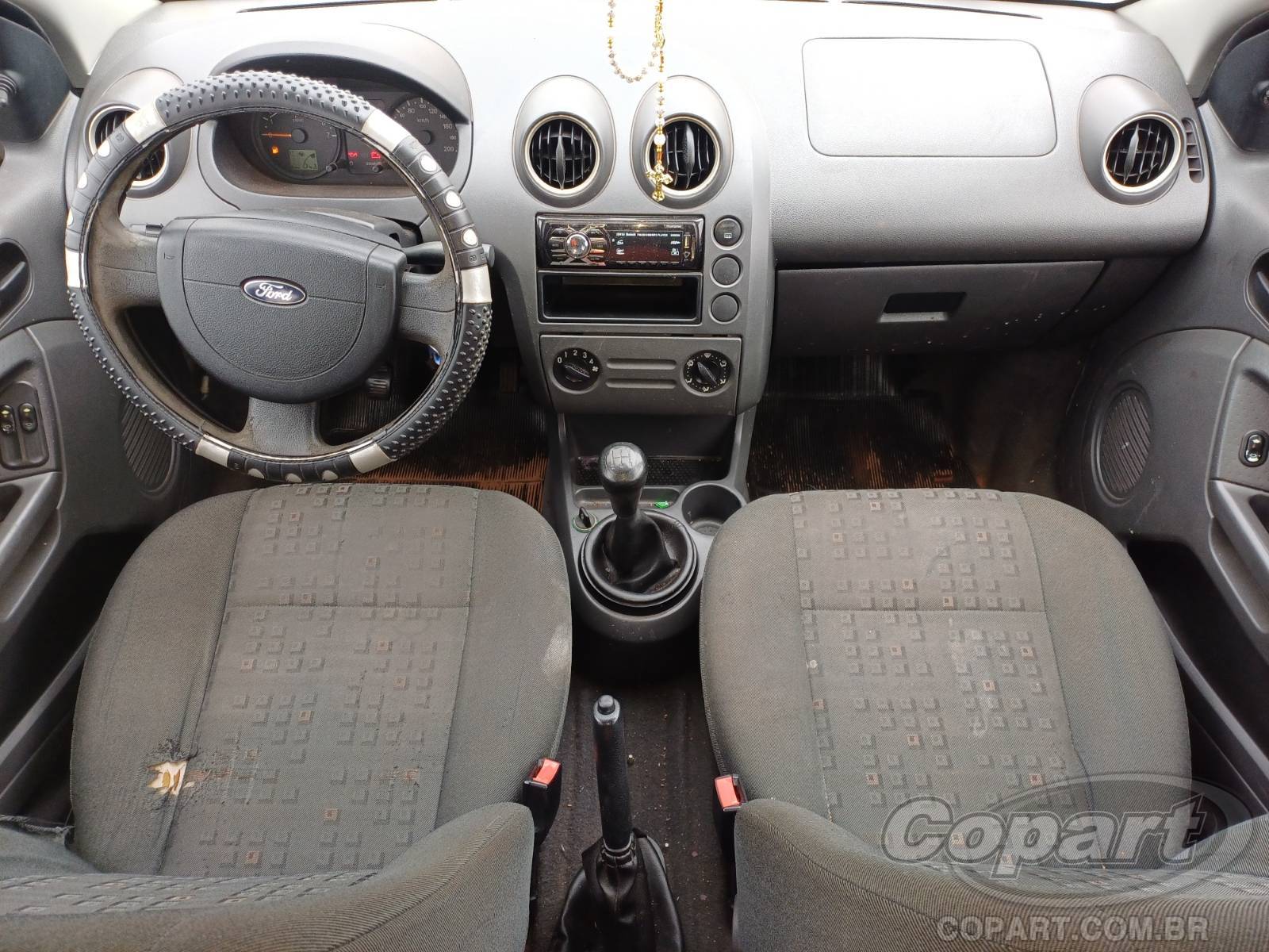 Foto 9 de 11: 2004 FORD FIESTA