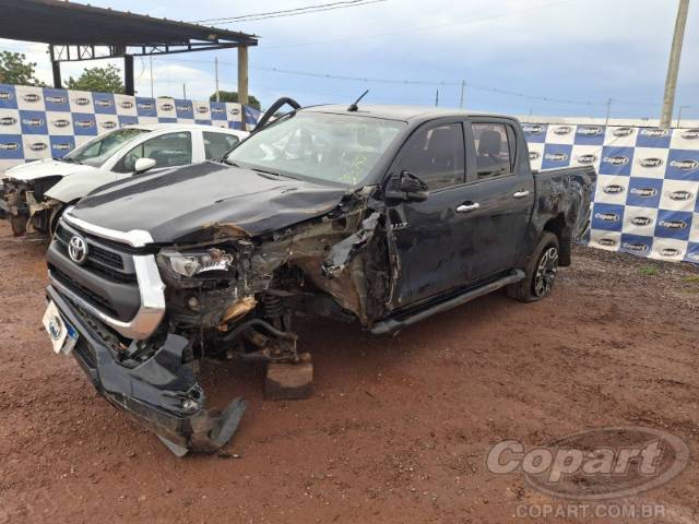 2021 TOYOTA HILUX CD 