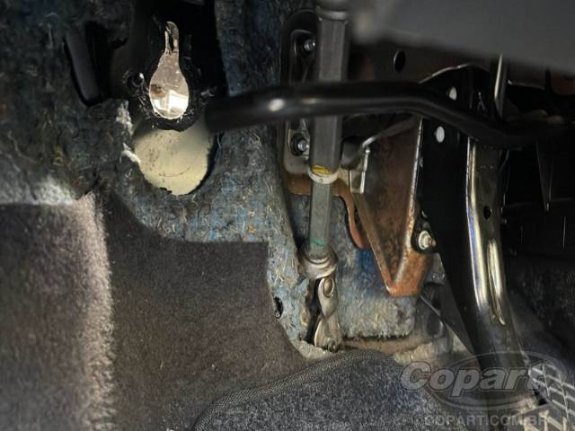2013 VOLKSWAGEN FOX 
