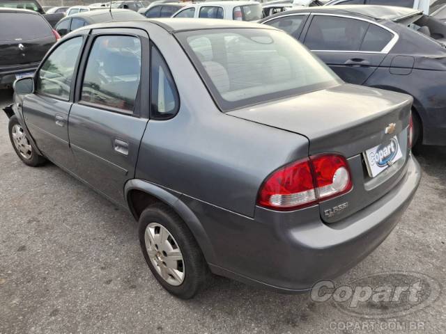 2011 CHEVROLET CLASSIC 