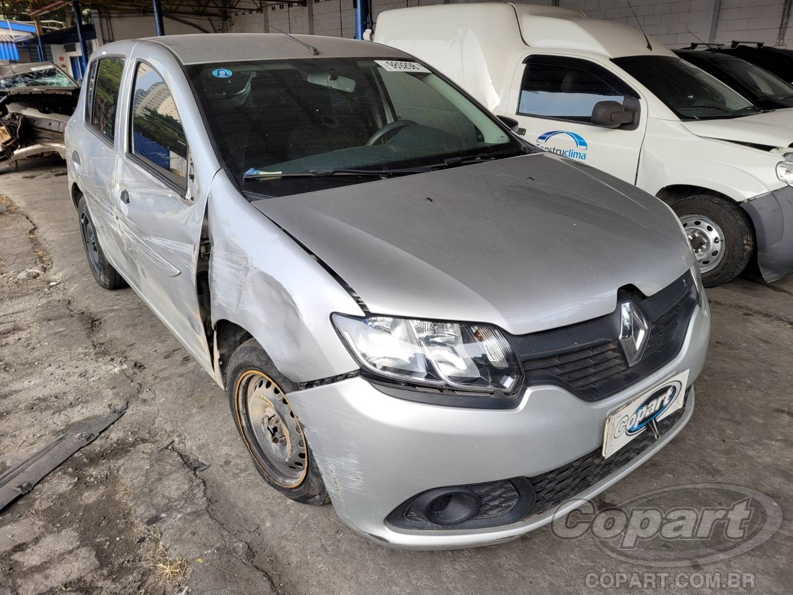Renault Sandero Autentique 1.0 16V 2016 Colisão Média Monta