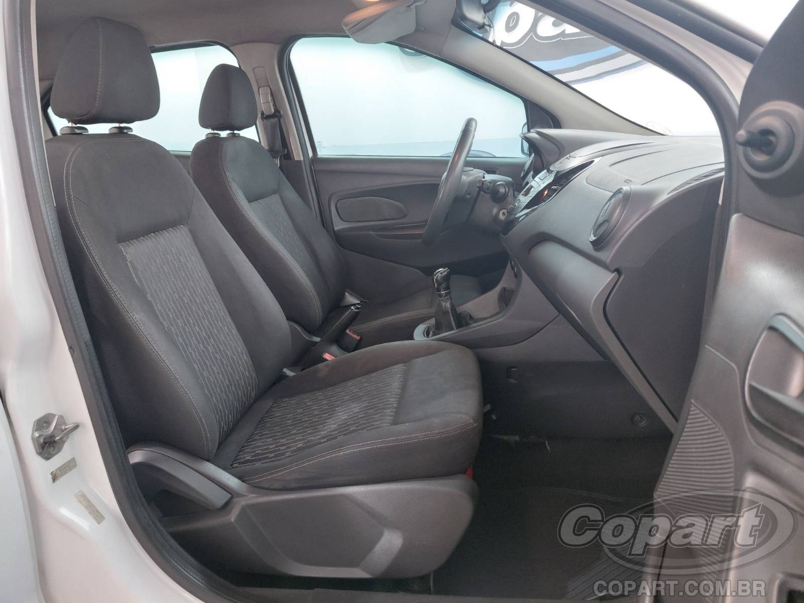 Foto 5: 2015 FORD KA SEDAN