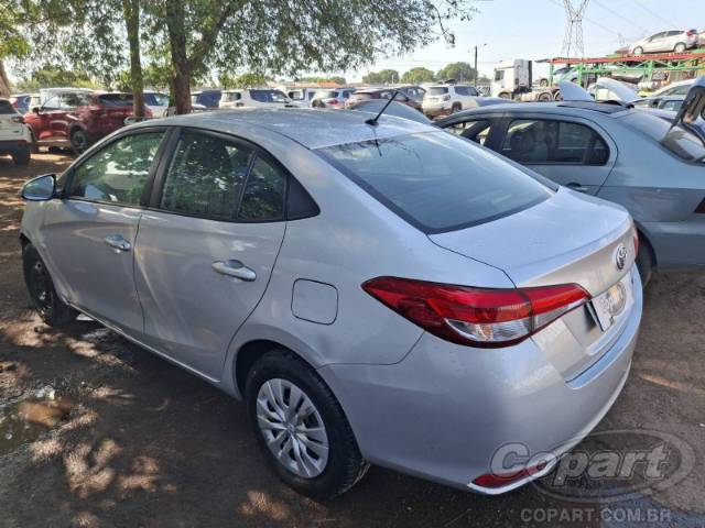 2020 TOYOTA YARIS SEDA 
