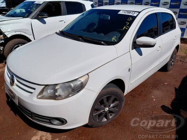 2013 VOLKSWAGEN GOL 