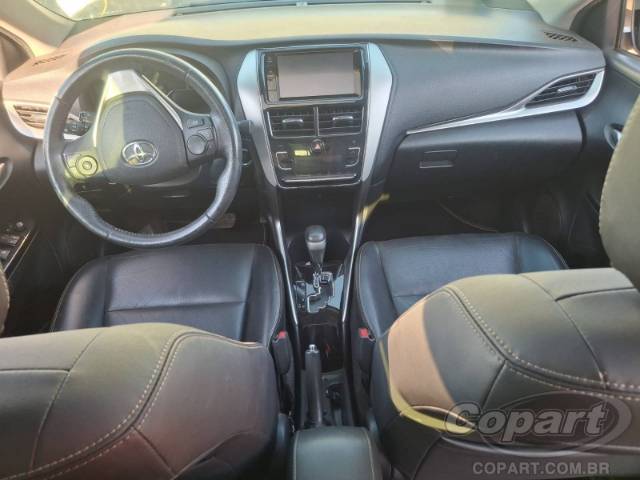 2020 TOYOTA YARIS SEDA 