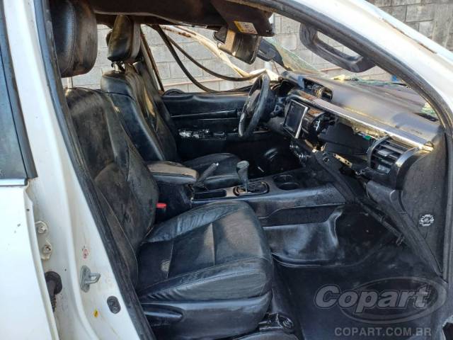 2019 TOYOTA HILUX CD 
