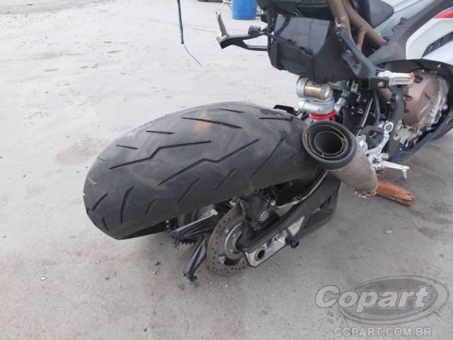 2022 BMW S 1000 