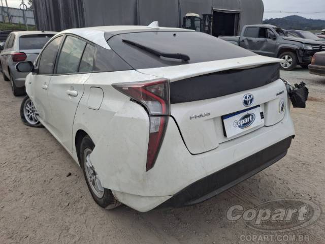 2016 TOYOTA PRIUS 
