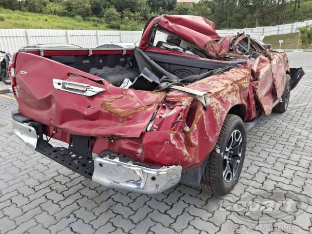 2024 TOYOTA HILUX CD 