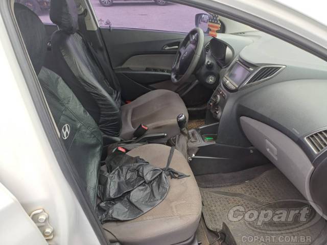 2014 HYUNDAI HB20S 