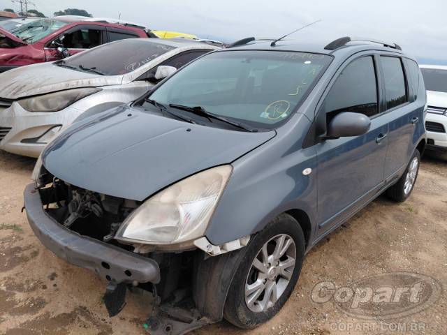 2013 NISSAN LIVINA 