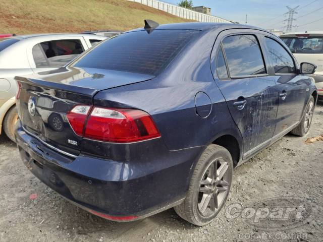 2015 VOLKSWAGEN VOYAGE 