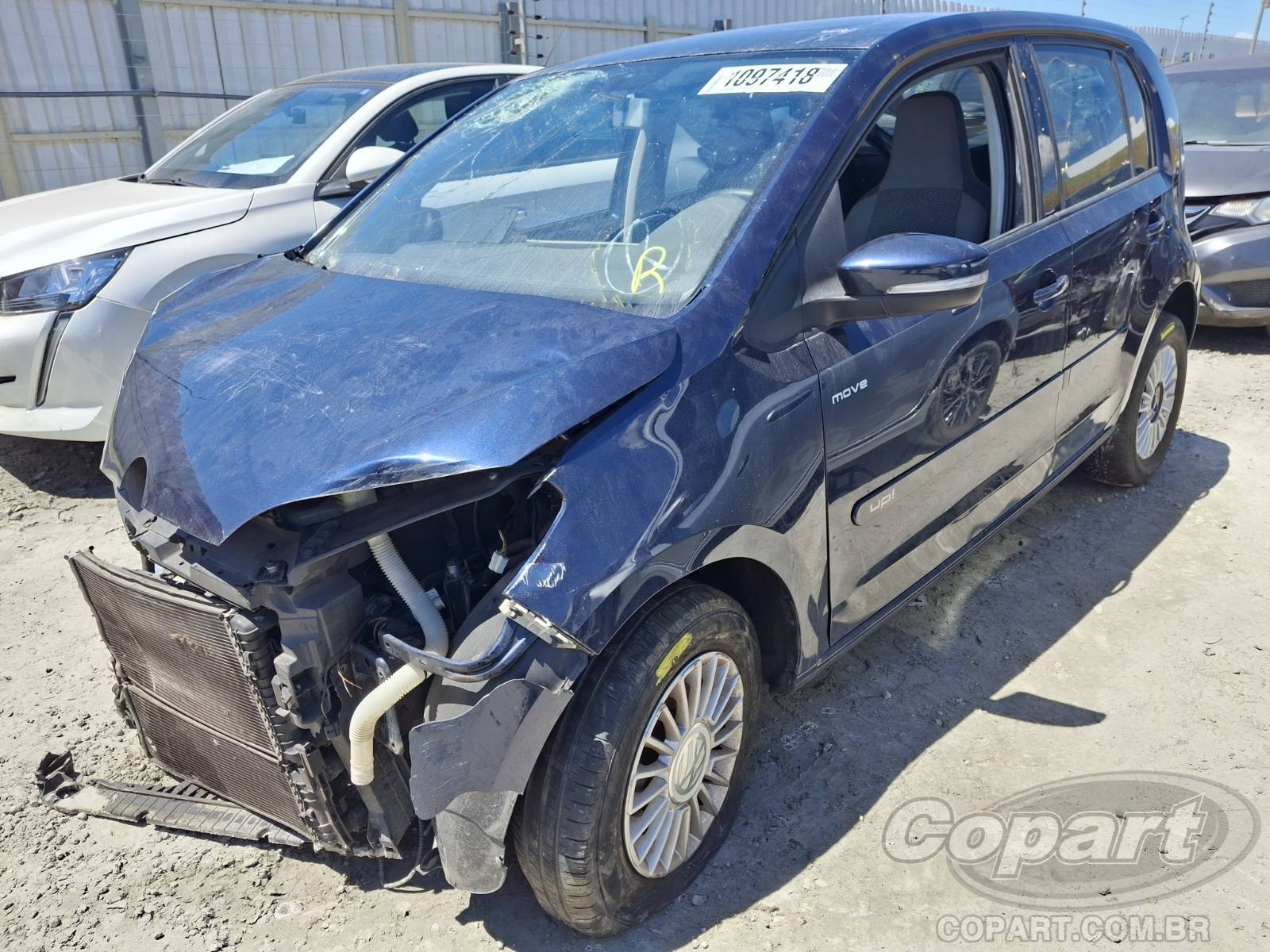 Foto 2: 2017 VOLKSWAGEN UP