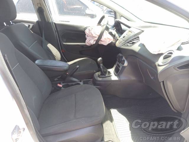 2015 FORD FIESTA 