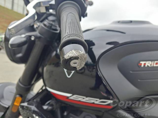 2025 TRIUMPH TRIDENT 