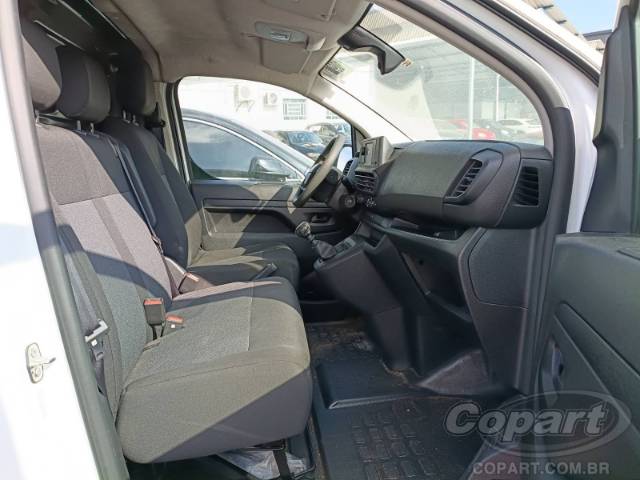 2025 PEUGEOT EXPERT 