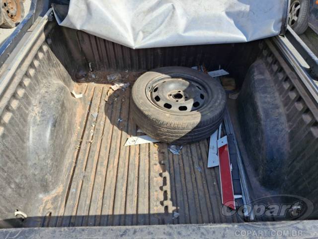 2014 VOLKSWAGEN SAVEIRO CE 